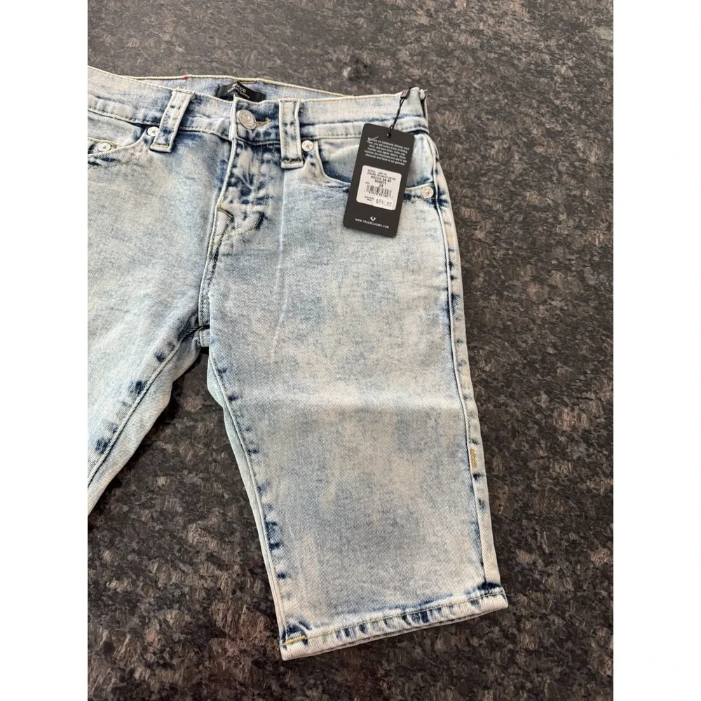 True Religion Brand Jeans Men's Rocco Blue Shorts‎ Size 28 Vintage Washed. NWT